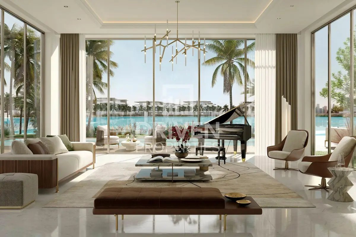 5-bedroom freehold villa in Mohammed Bin Rashid City (MBR City) — photo 1 of 5