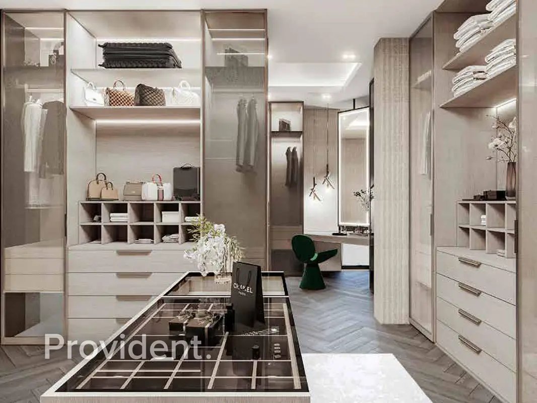 6-bedroom freehold villa in DAMAC Hills — photo 5 of 5