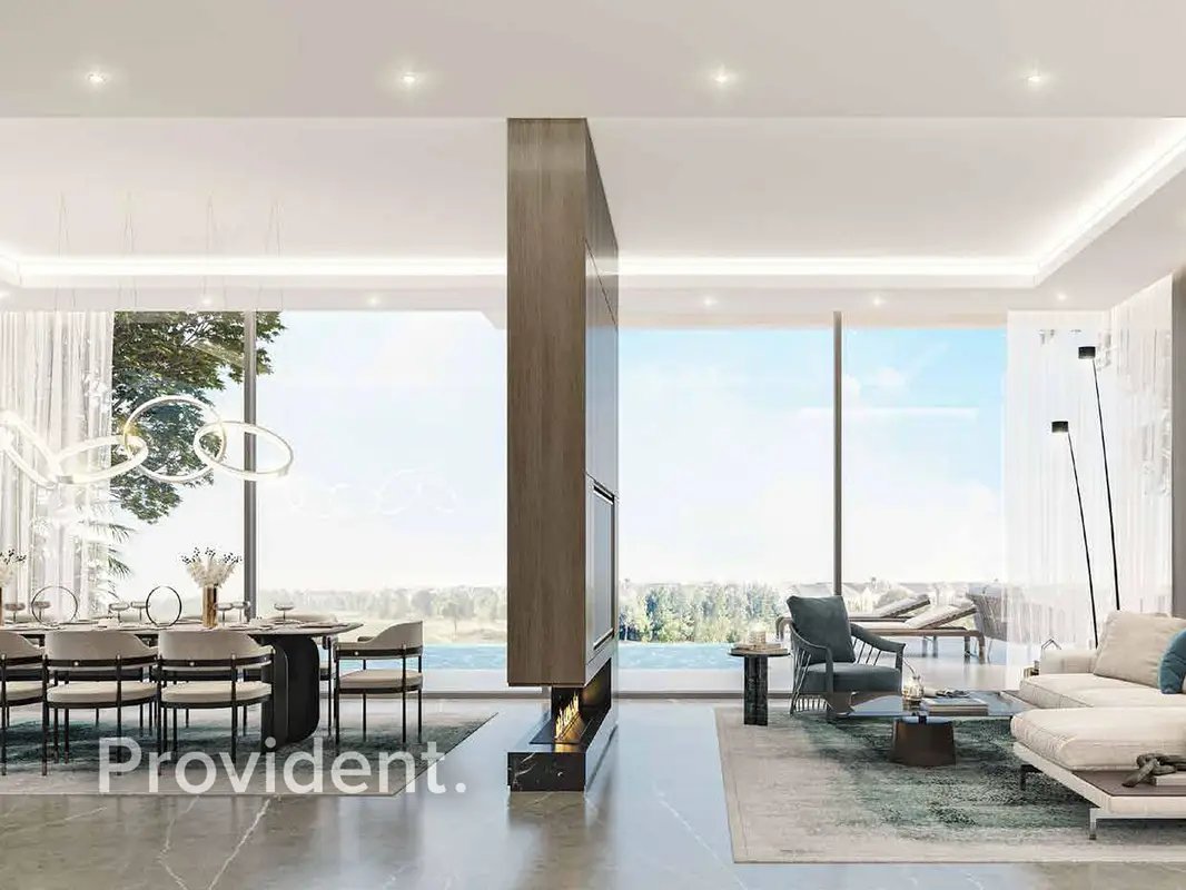 6-bedroom freehold villa in DAMAC Hills — photo 1 of 5