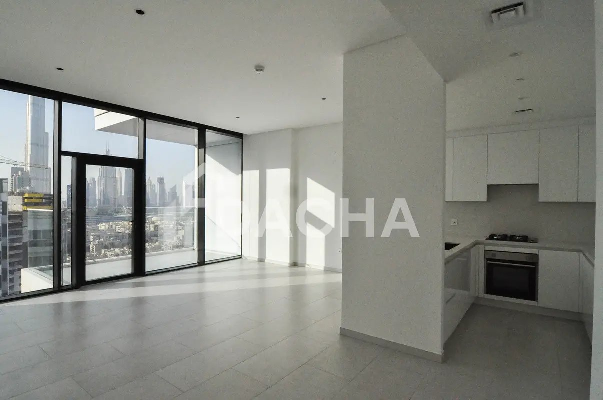 2-bedroom freehold apartment in Business Bay — photo 1 of 5