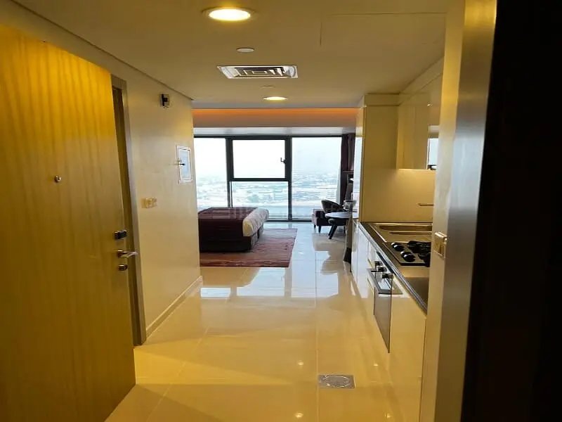 studio freehold apartment in Business Bay — photo 3 of 5