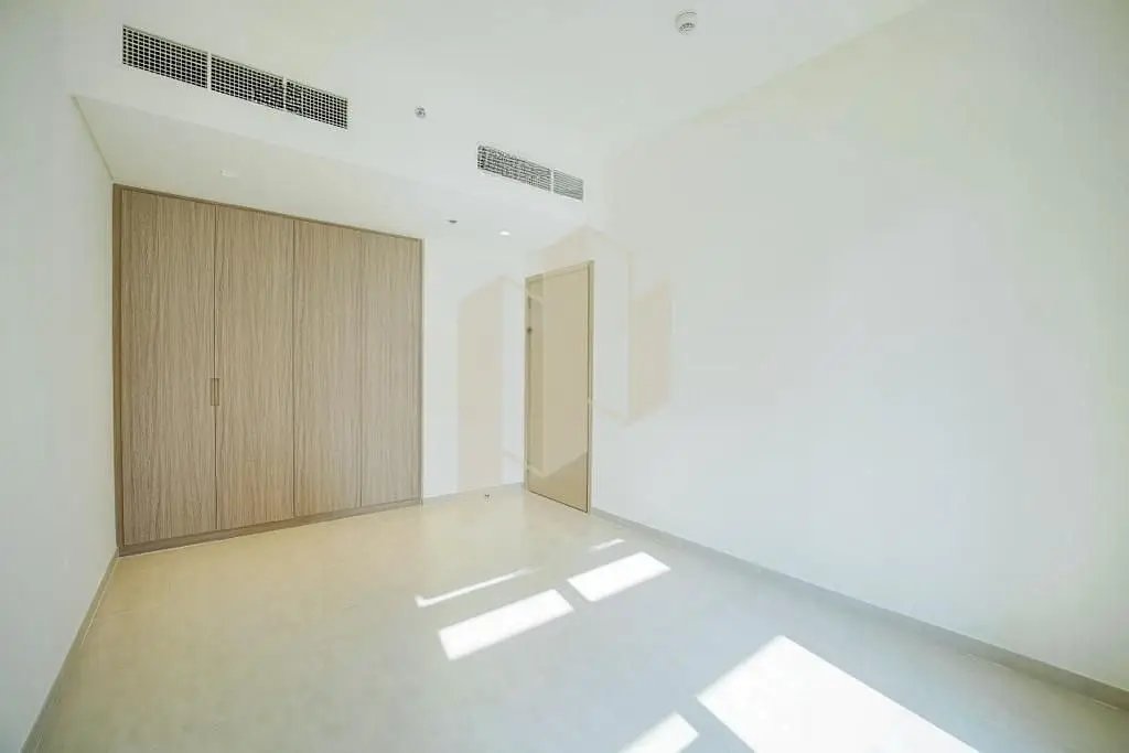 1-bedroom freehold apartment in Dubai Creek Harbour — photo 3 of 5