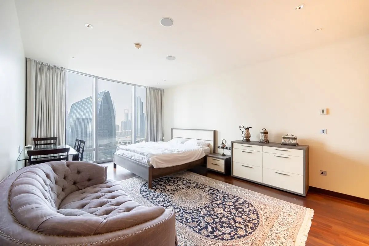 studio freehold apartment in Downtown Dubai — photo 5 of 5