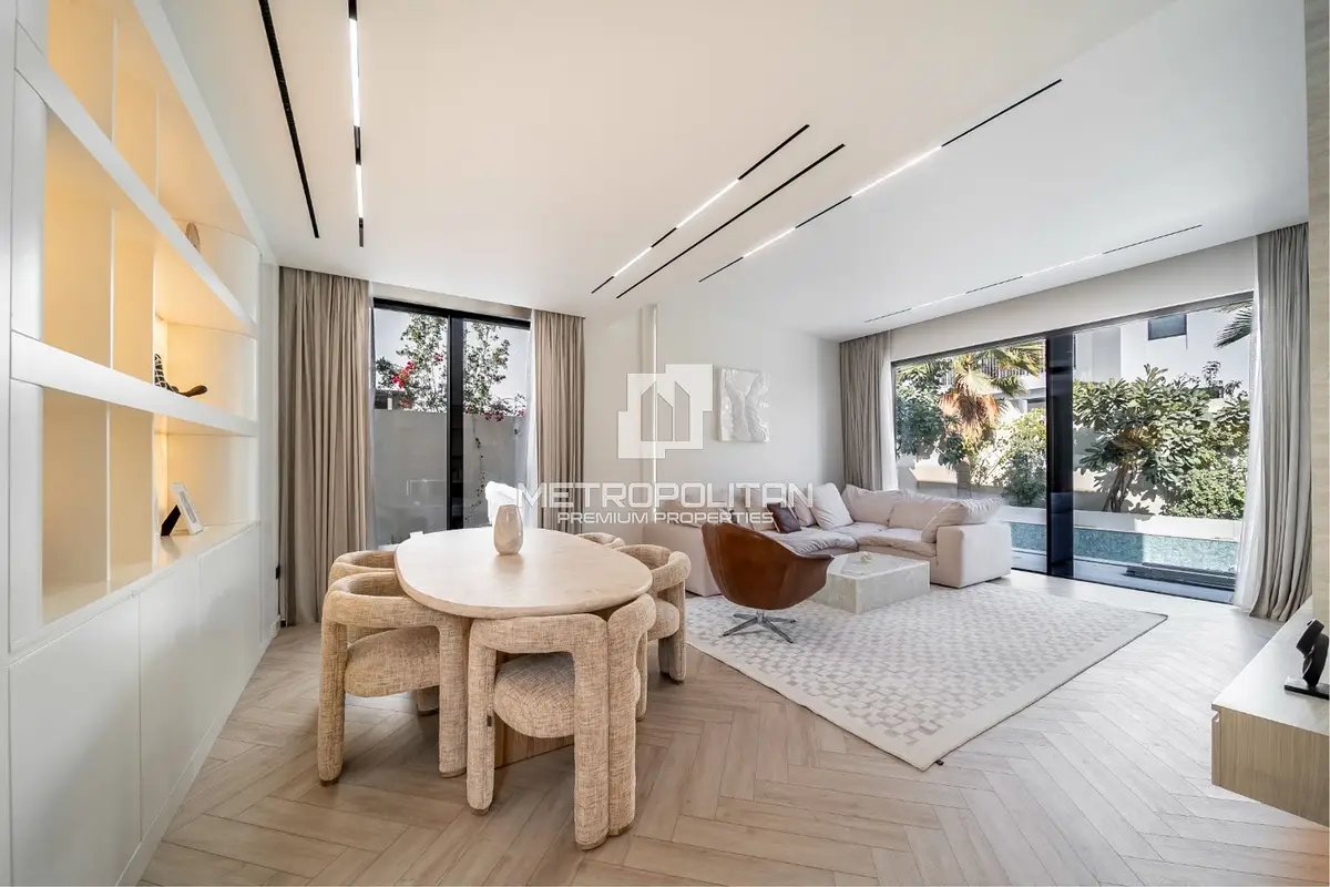 4-bedroom freehold villa in Dubai Hills Estate — photo 1 of 5