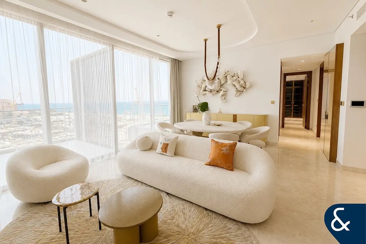 2-bedroom freehold apartment in Palm Jumeirah — photo 1 of 5