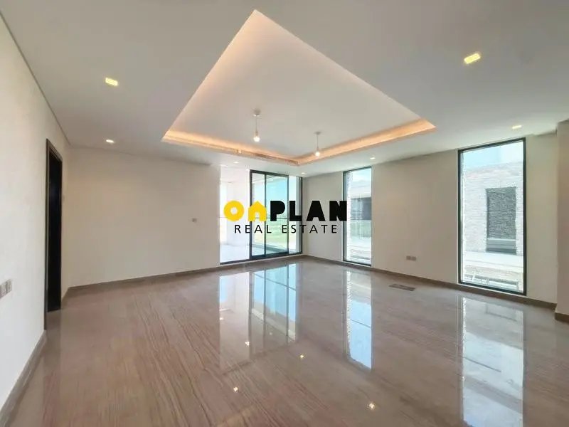 7-bedroom freehold villa in DAMAC Hills — photo 1 of 5