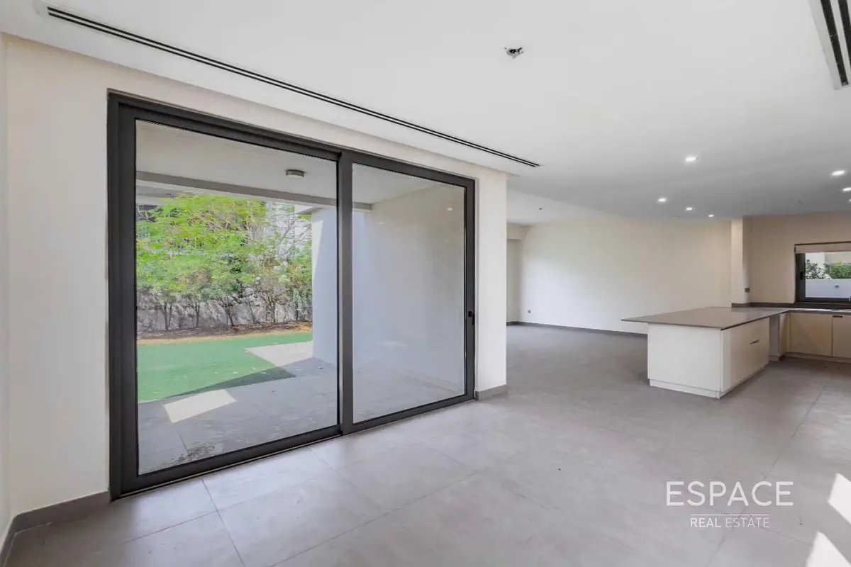 3-bedroom freehold villa in Dubai Hills Estate — photo 3 of 5