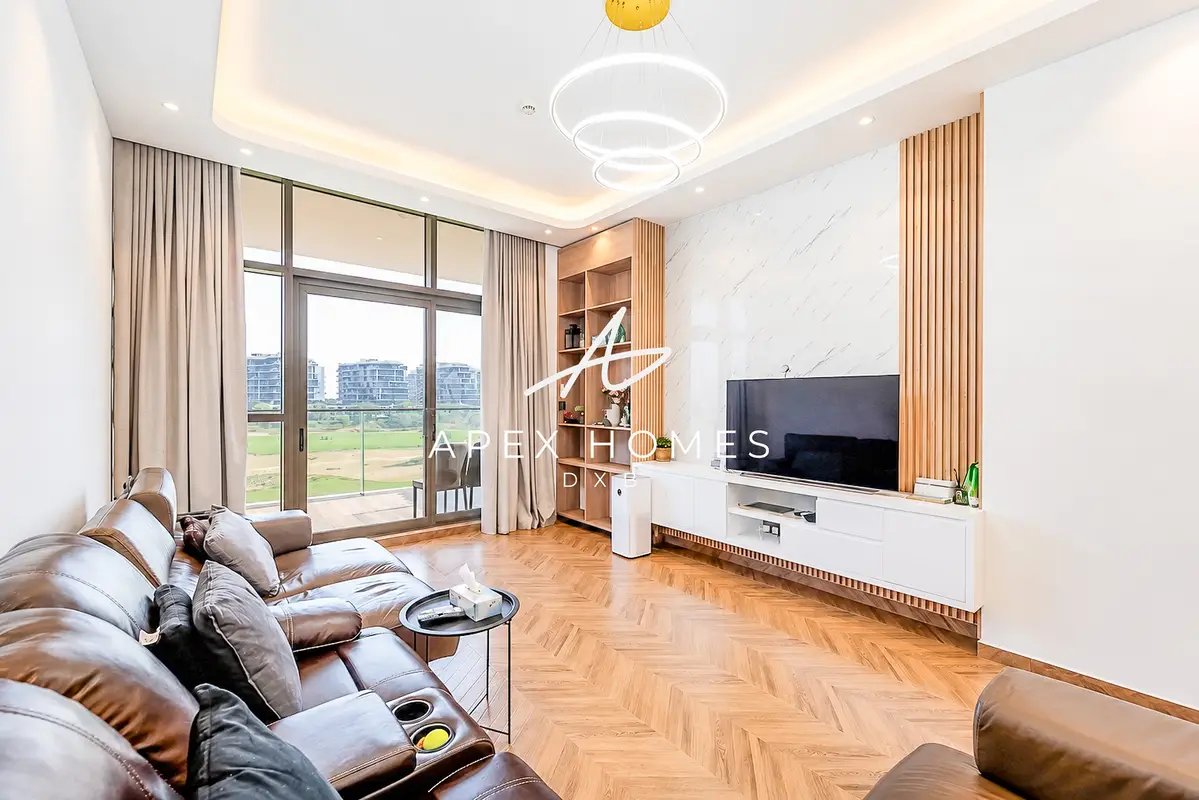 3-bedroom freehold apartment in DAMAC Hills — photo 3 of 5