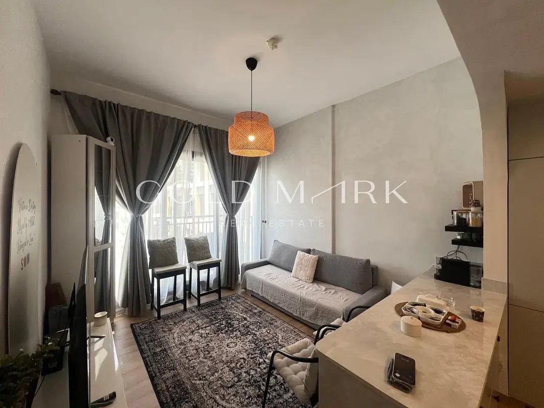 1-bedroom freehold apartment in Town Square — photo 3 of 5