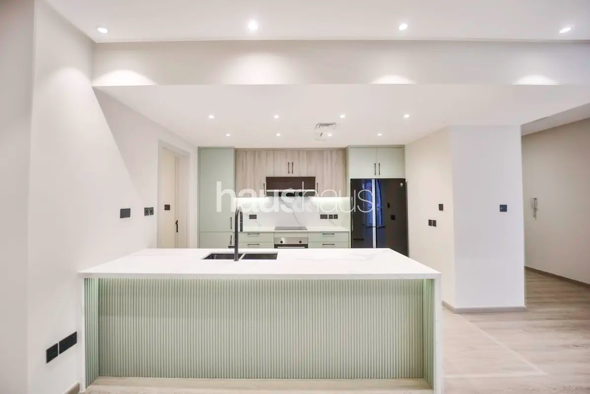 3-bedroom freehold apartment in Dubai Marina — photo 5 of 5