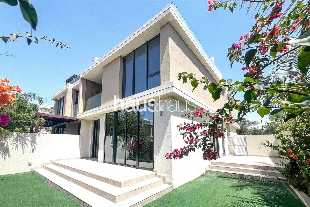 4-bedroom freehold villa in Dubai Hills Estate — photo 3 of 5