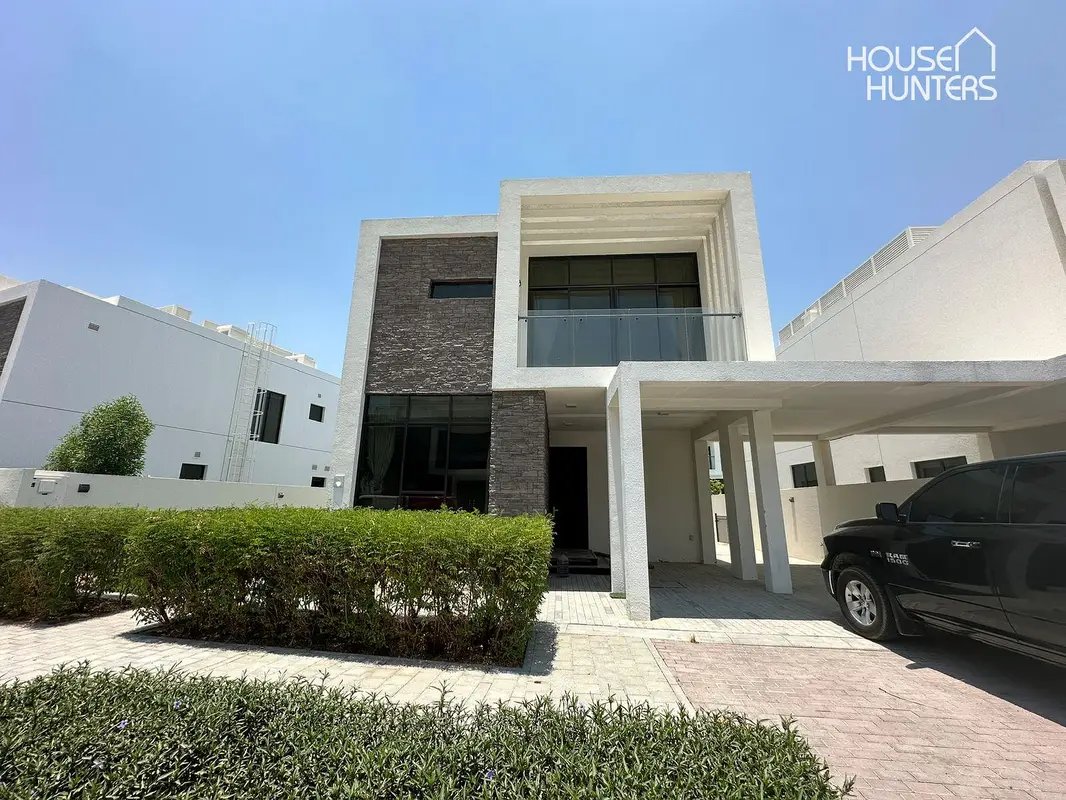 4-bedroom freehold villa in DAMAC Hills — photo 5 of 5