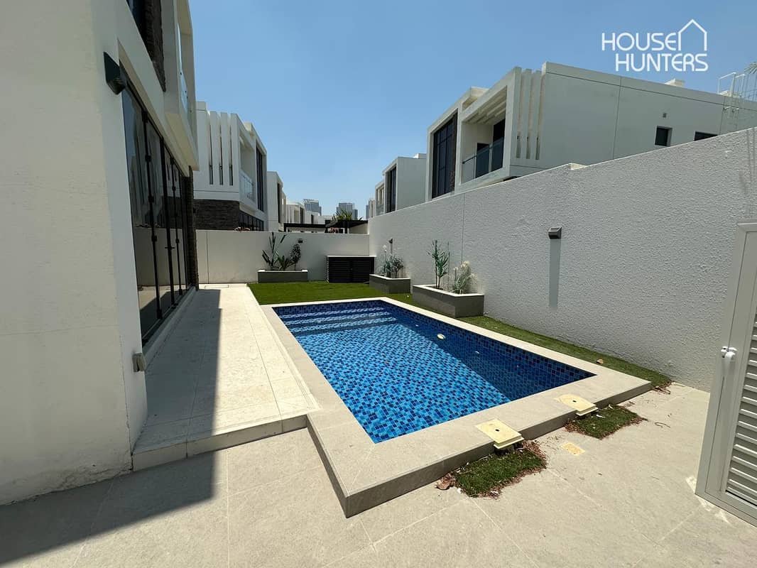 4-bedroom freehold villa in DAMAC Hills — photo 2 of 5