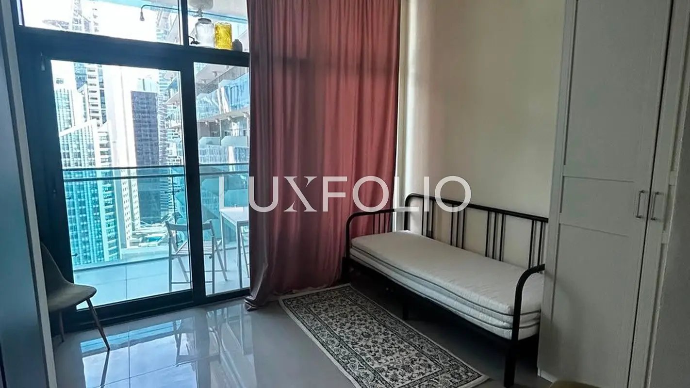 studio freehold apartment in Business Bay — photo 1 of 5