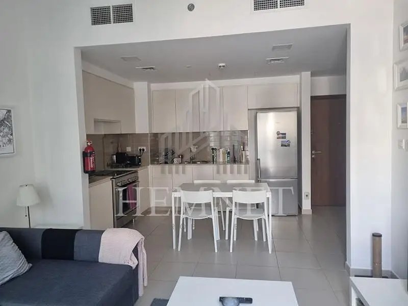 2-bedroom freehold apartment in Town Square — photo 3 of 5