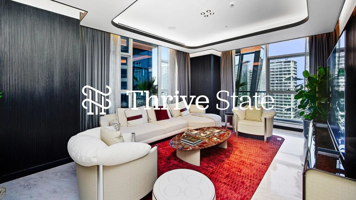 3-bedroom freehold apartment in Business Bay — photo 3 of 5