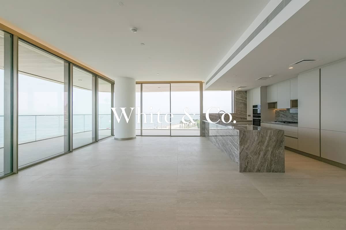 2-bedroom freehold apartment in Palm Jumeirah — photo 2 of 5