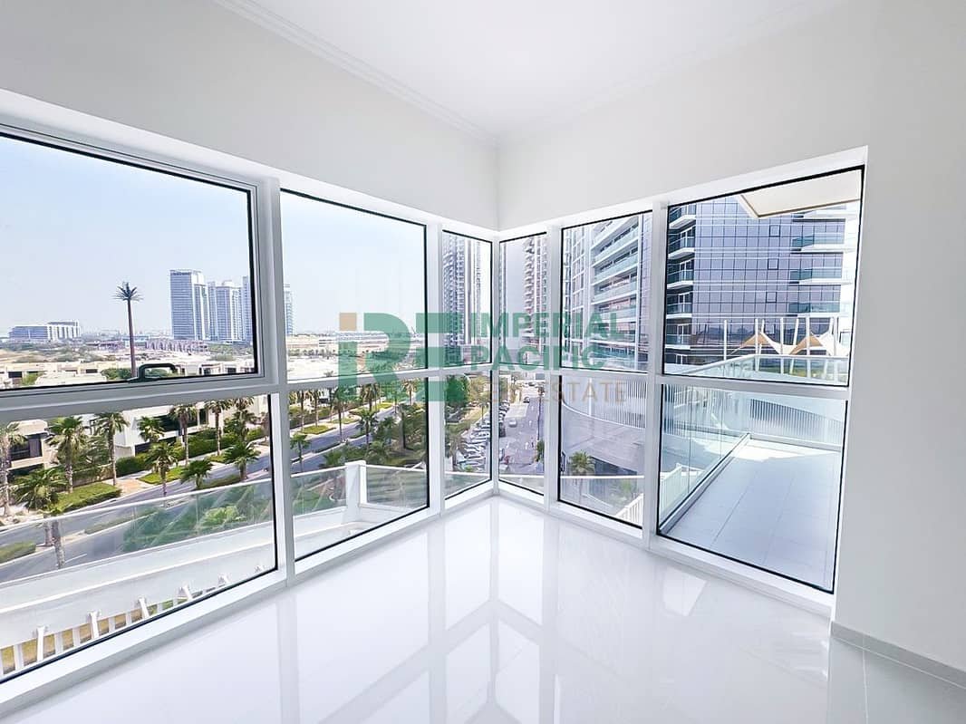 2-bedroom freehold apartment in DAMAC Hills — photo 2 of 5