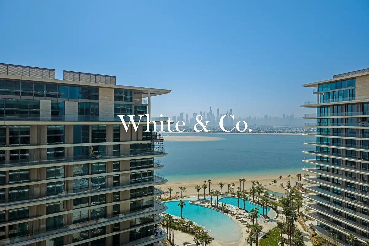 2-bedroom freehold apartment in Palm Jumeirah — photo 1 of 5