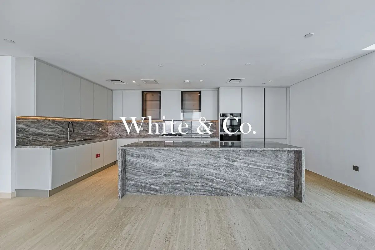 3-bedroom freehold apartment in Palm Jumeirah — photo 3 of 5