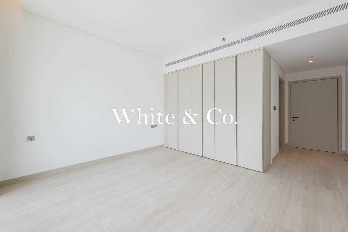 2-bedroom freehold apartment in Palm Jumeirah — photo 2 of 5