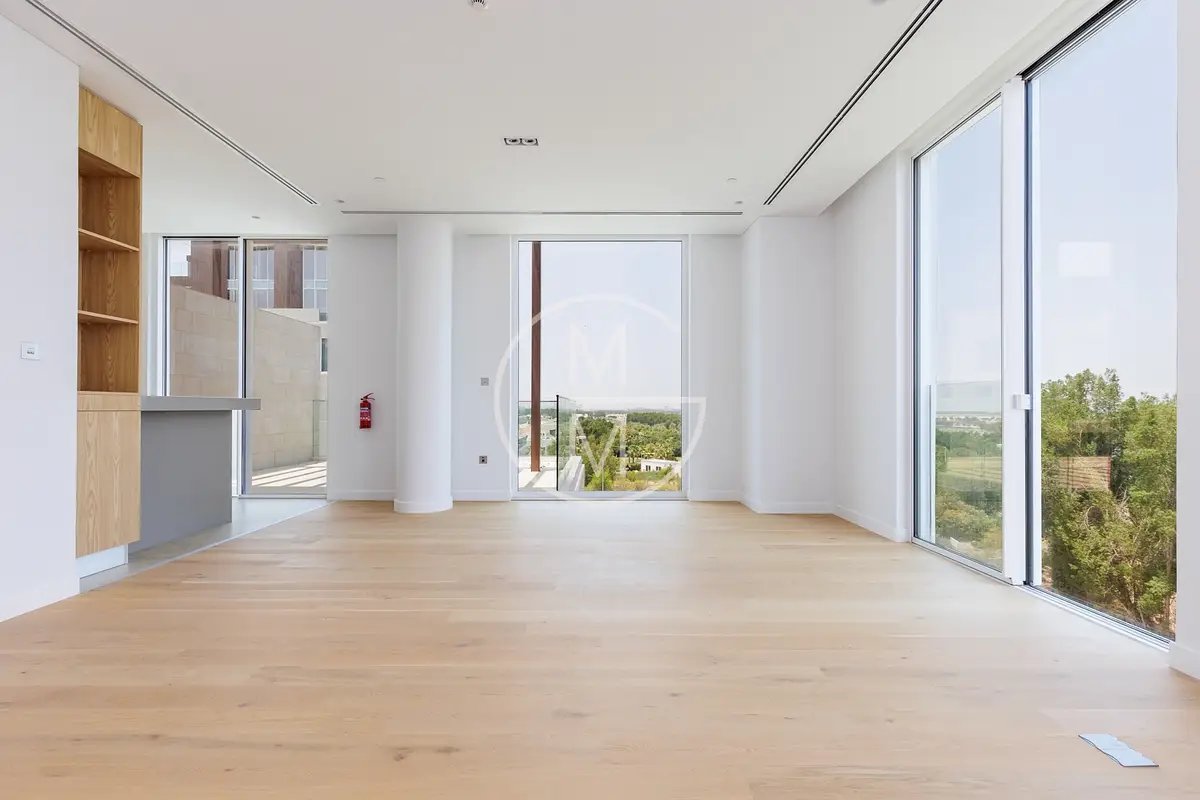 1-bedroom freehold apartment in Al Barari — photo 1 of 5