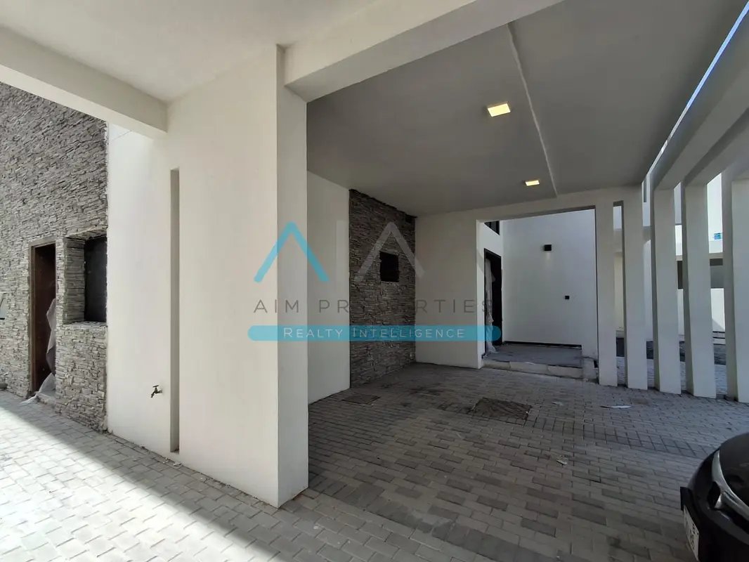 7-bedroom freehold villa in DAMAC Hills — photo 5 of 5