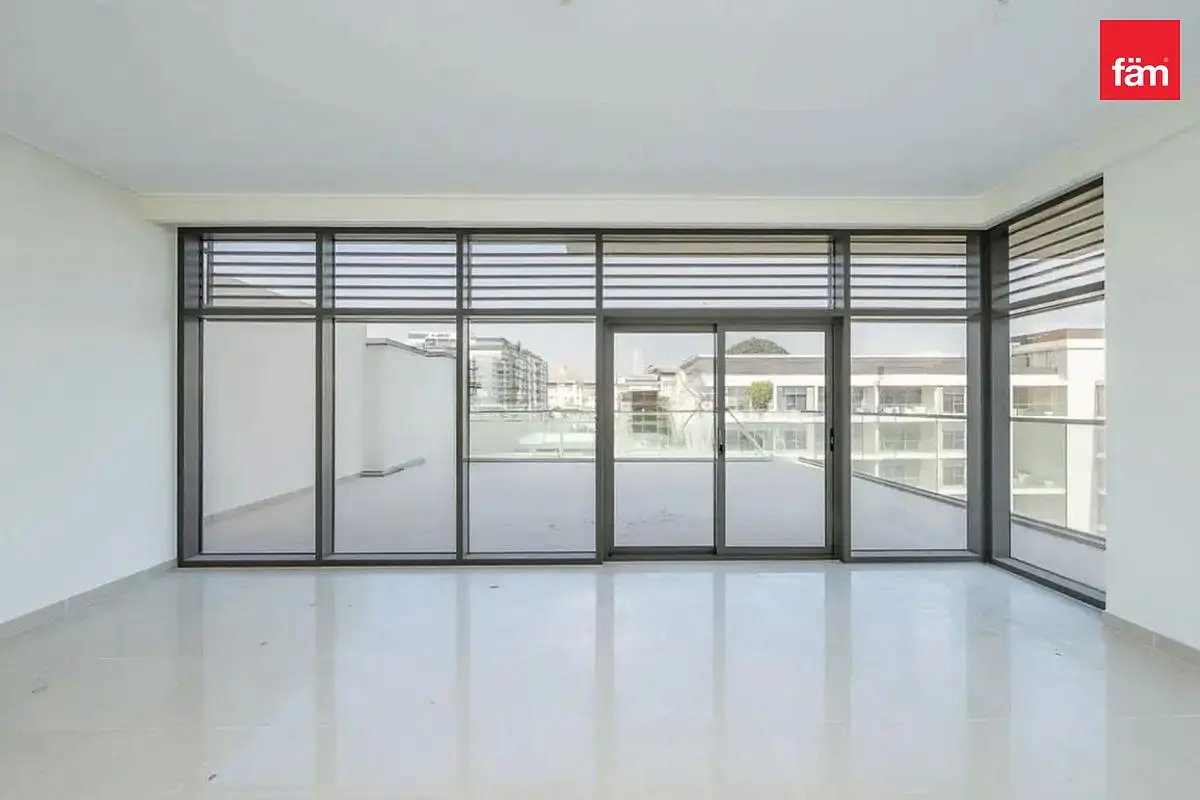3-bedroom freehold apartment in Dubai Hills Estate — photo 3 of 5