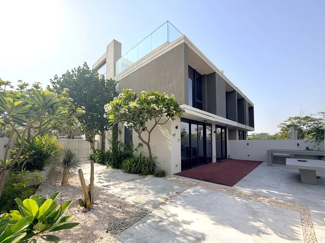3-bedroom freehold villa in Dubai Hills Estate — photo 1 of 5