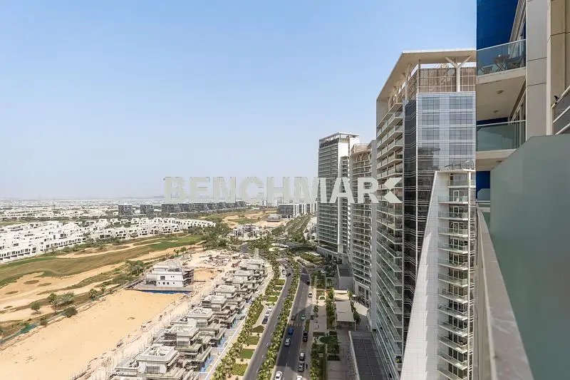 1-bedroom freehold apartment in DAMAC Hills — photo 3 of 5