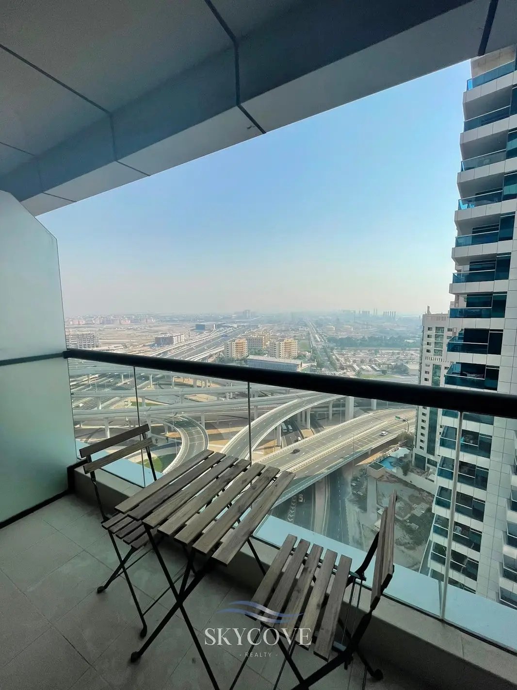 studio freehold apartment in Dubai Marina — photo 3 of 5