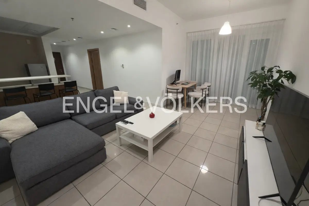 1-bedroom freehold apartment in Dubai Marina — photo 1 of 5