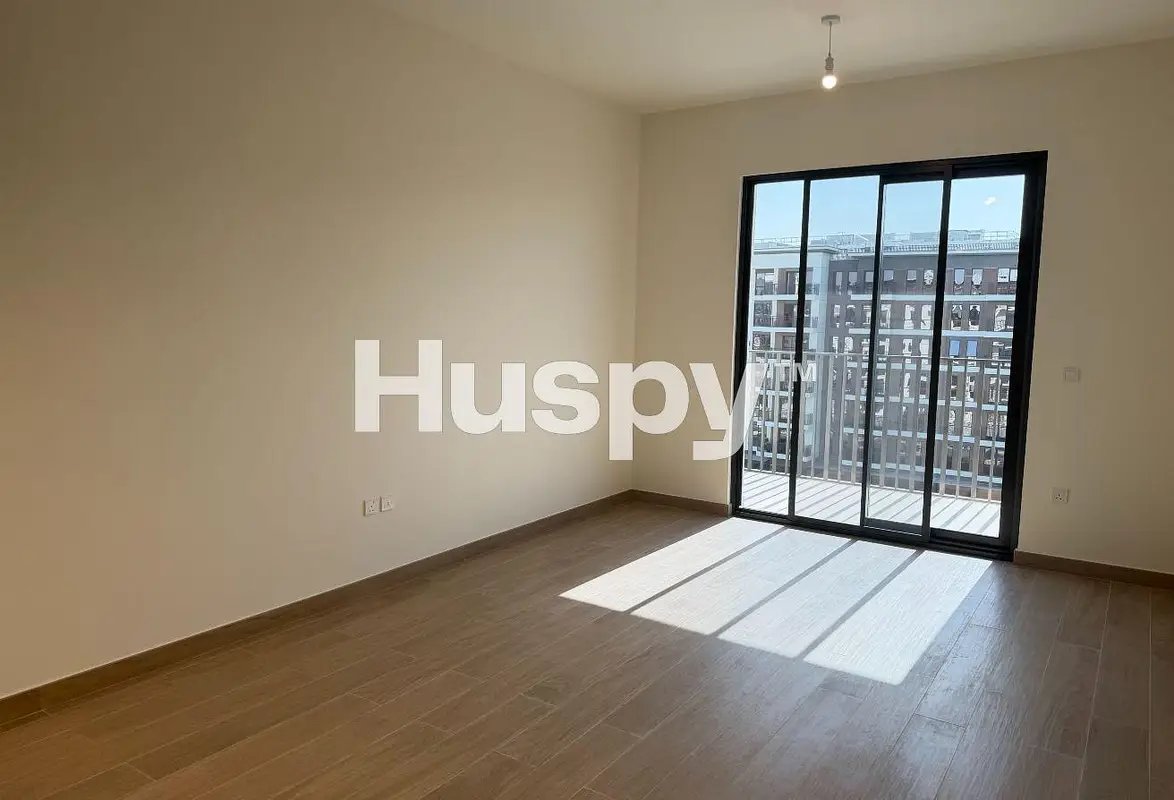 2-bedroom freehold apartment in Town Square — photo 3 of 5