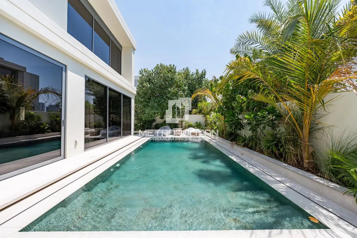 4-bedroom freehold villa in Dubai Hills Estate — photo 1 of 5