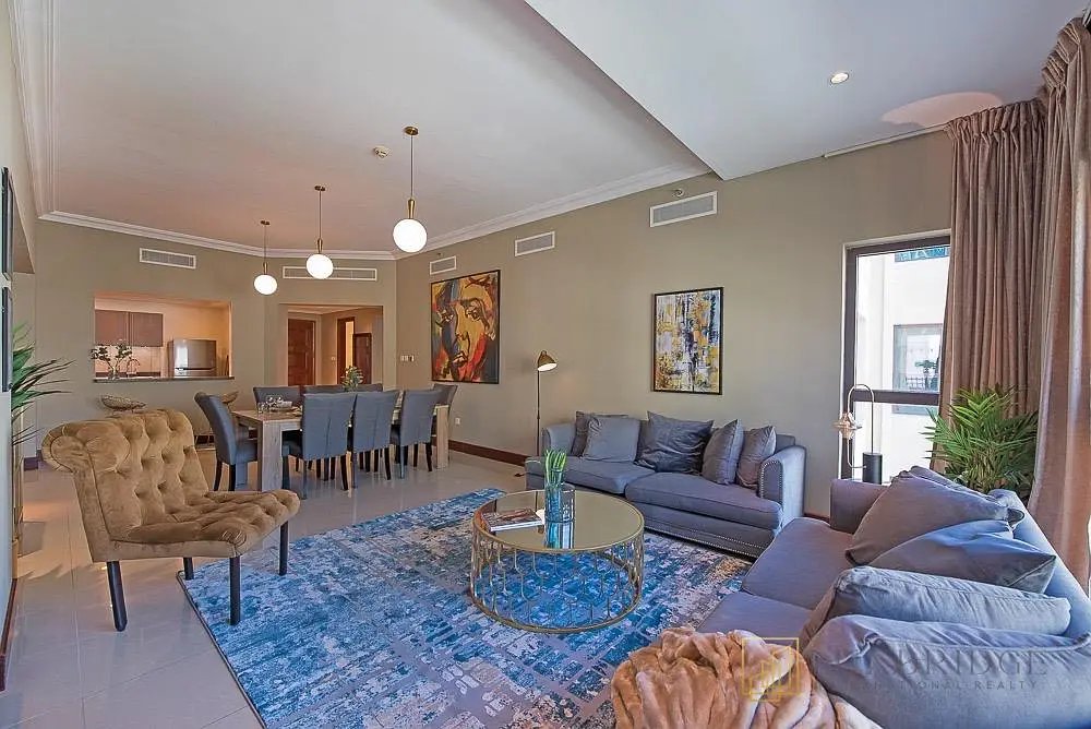 3-bedroom freehold apartment in Palm Jumeirah — photo 1 of 5