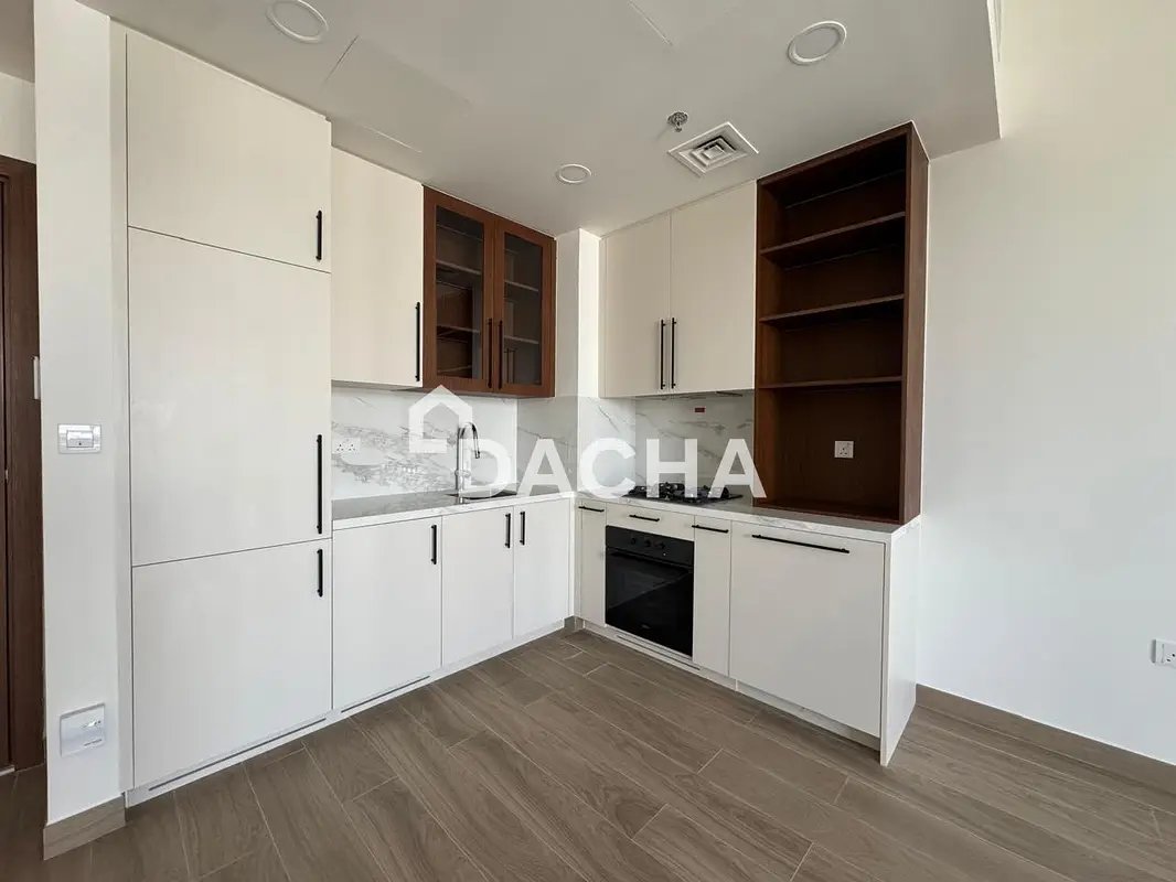 1-bedroom freehold apartment in Town Square — photo 5 of 5