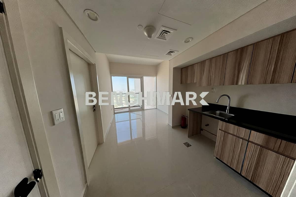 1-bedroom freehold apartment in DAMAC Hills — photo 4 of 5