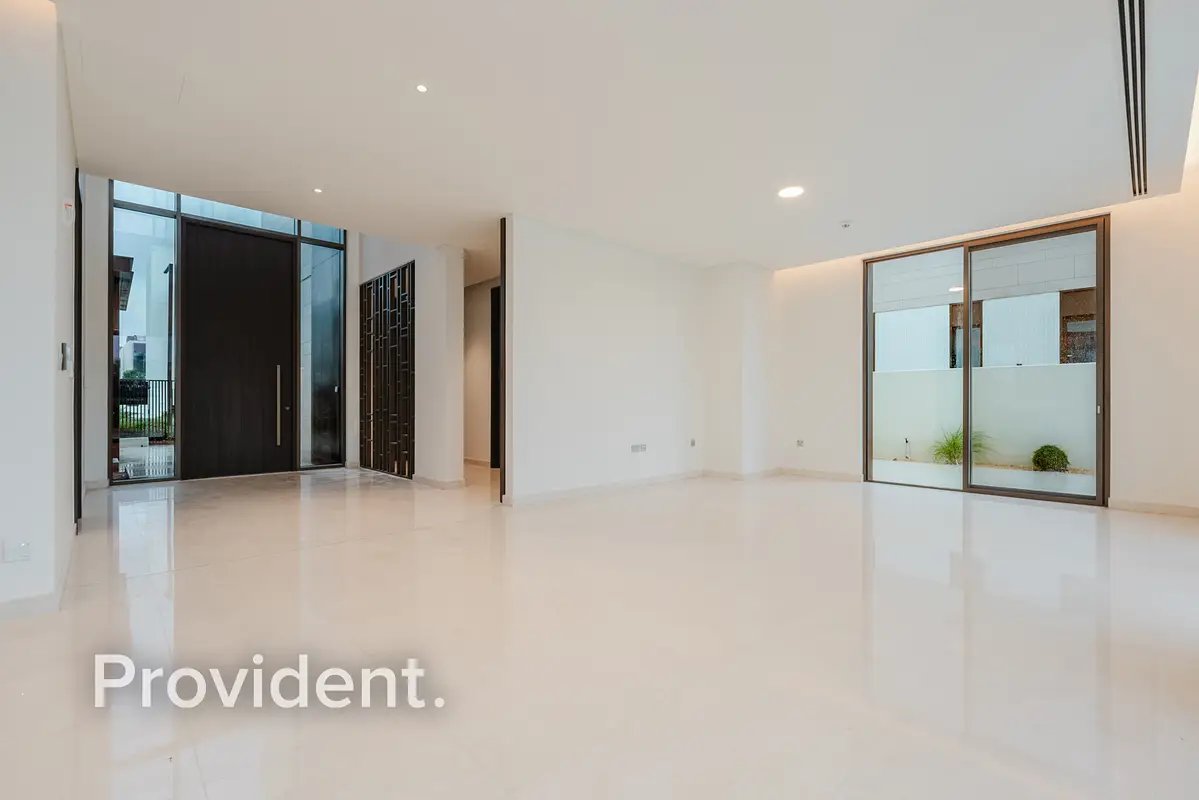 5-bedroom freehold villa in Dubai Hills Estate — photo 3 of 5