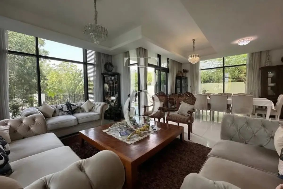 6-bedroom freehold villa in DAMAC Hills — photo 2 of 5