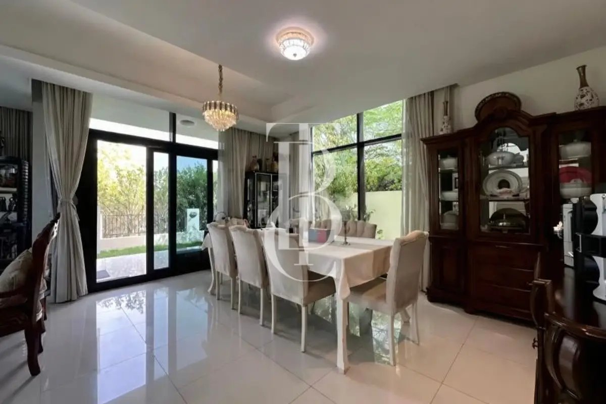 6-bedroom freehold villa in DAMAC Hills — photo 3 of 5