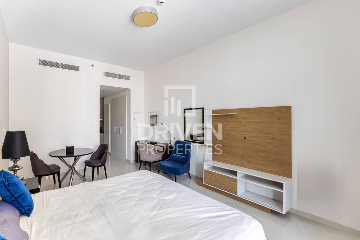 studio freehold apartment in DAMAC Hills — photo 1 of 4