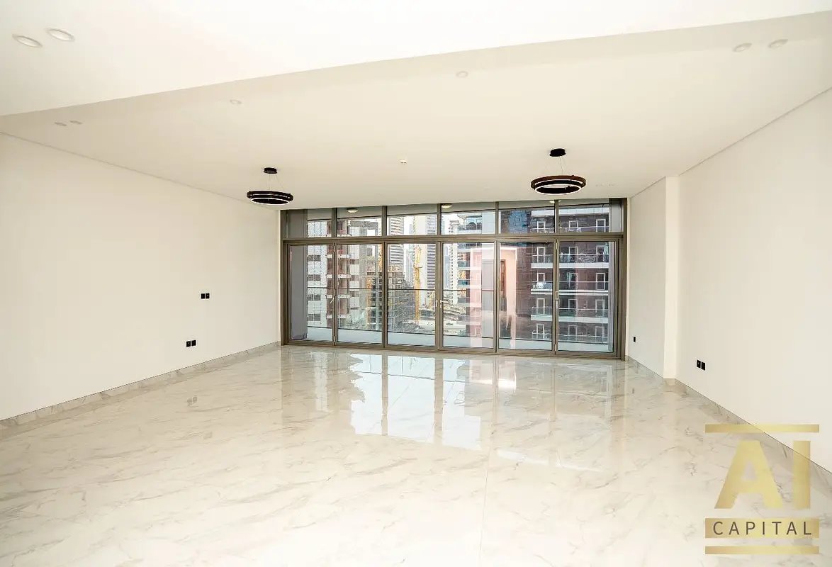 3-bedroom freehold apartment in Business Bay — photo 5 of 5