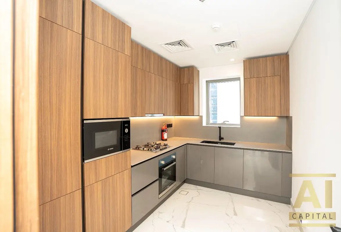 2-bedroom freehold apartment in Business Bay — photo 5 of 5