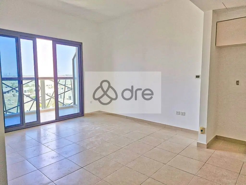 1-bedroom freehold apartment in Town Square — photo 5 of 5