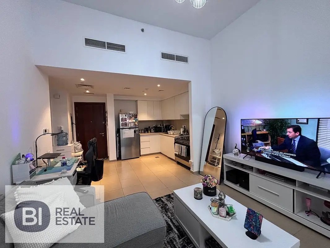 1-bedroom freehold apartment in Town Square — photo 5 of 5