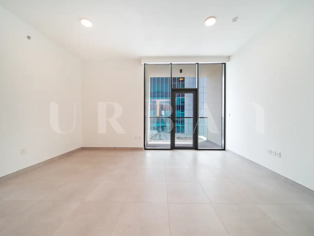 2-bedroom freehold apartment in Business Bay — photo 3 of 5