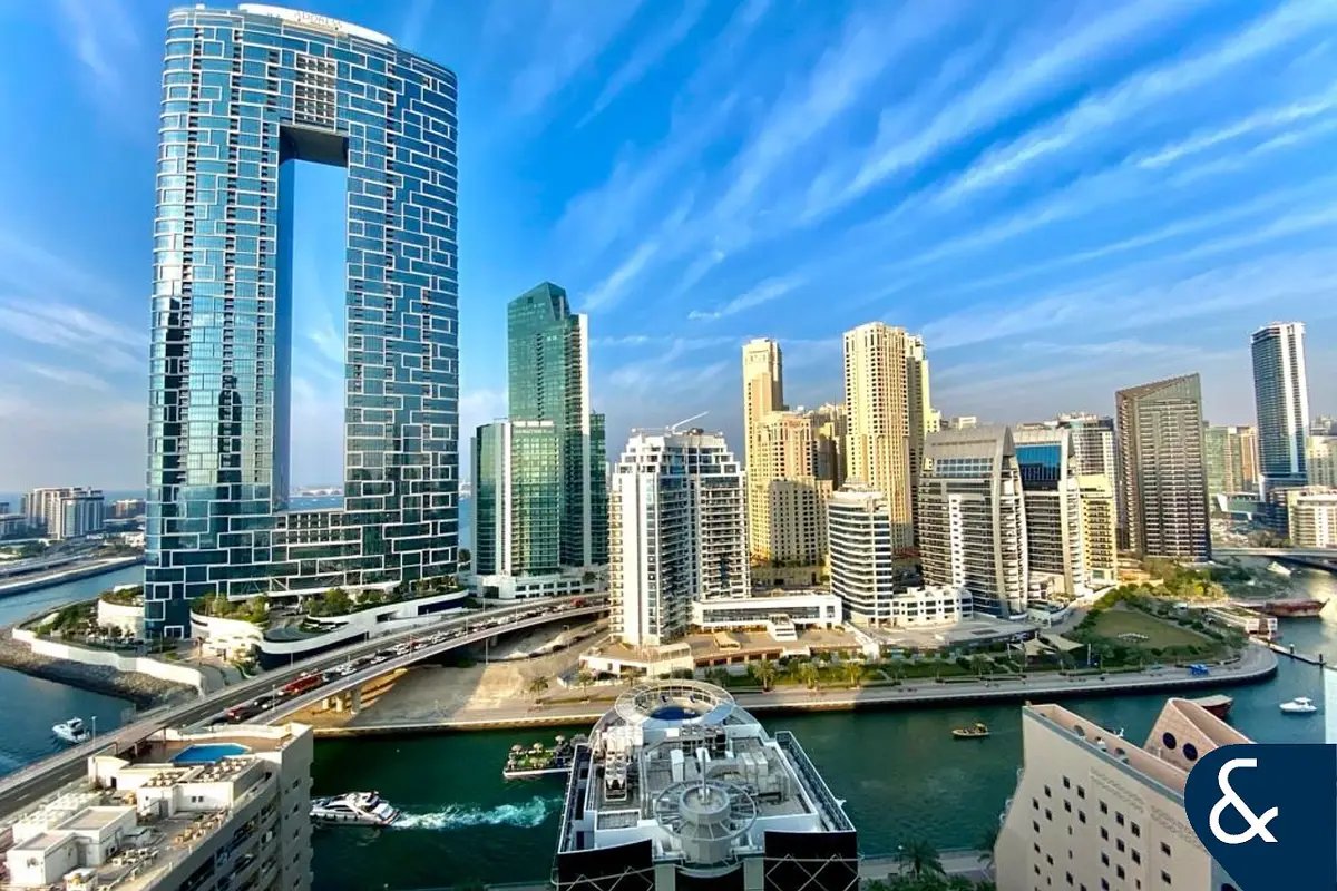 3-bedroom freehold apartment in Dubai Marina — photo 1 of 5