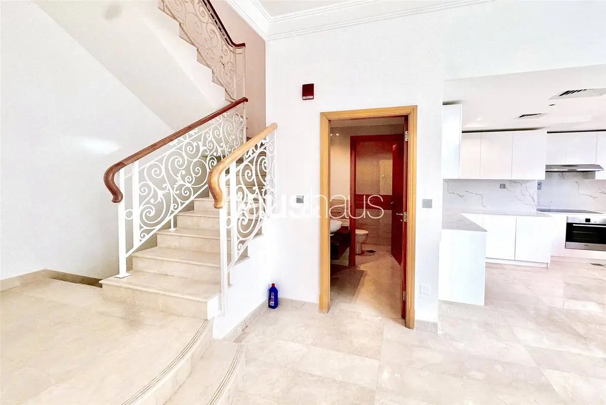 3-bedroom freehold apartment in Dubai Marina — photo 5 of 5