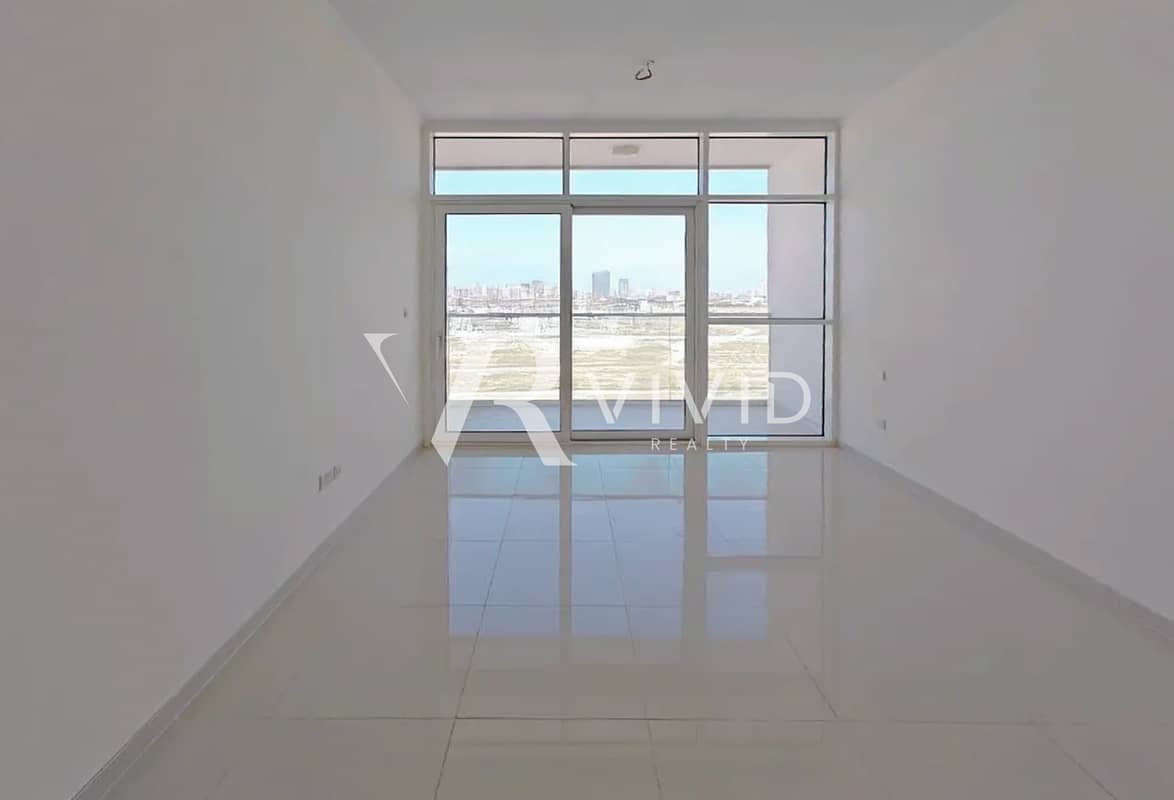 studio freehold apartment in DAMAC Hills — photo 4 of 5