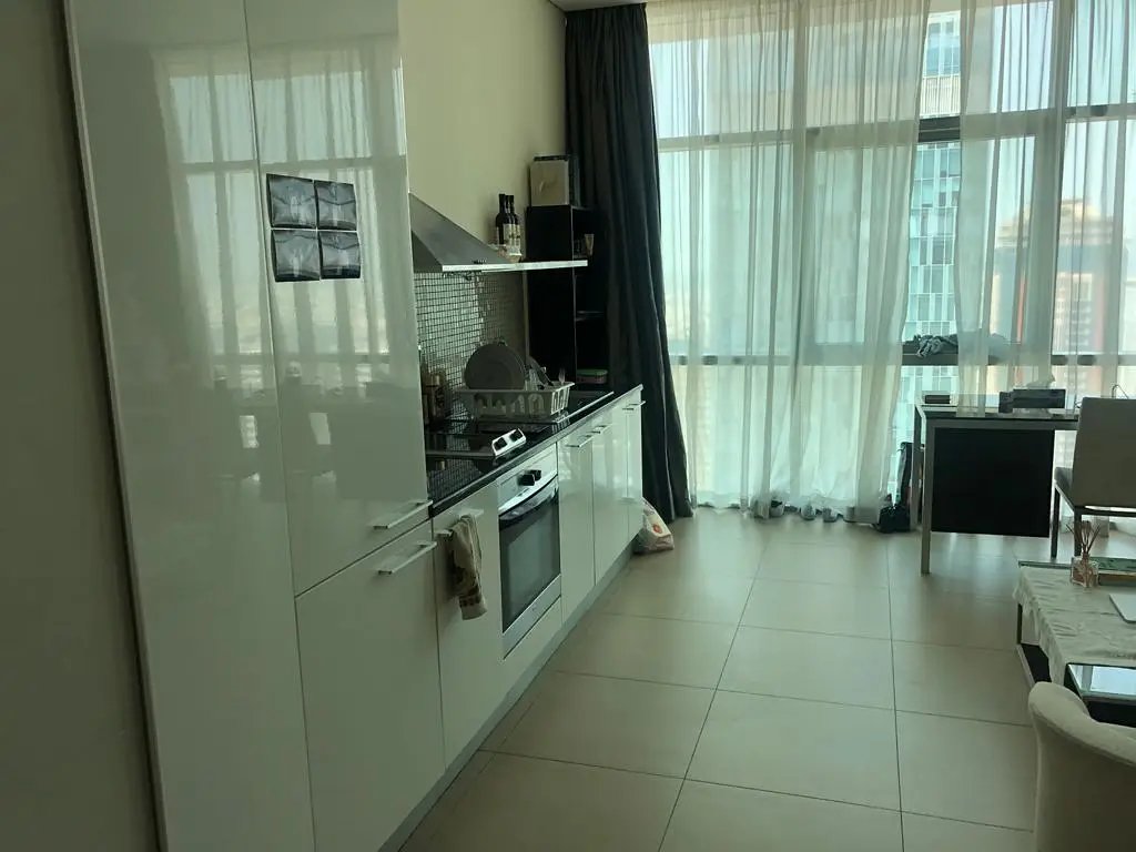 studio freehold apartment in DIFC — photo 1 of 5